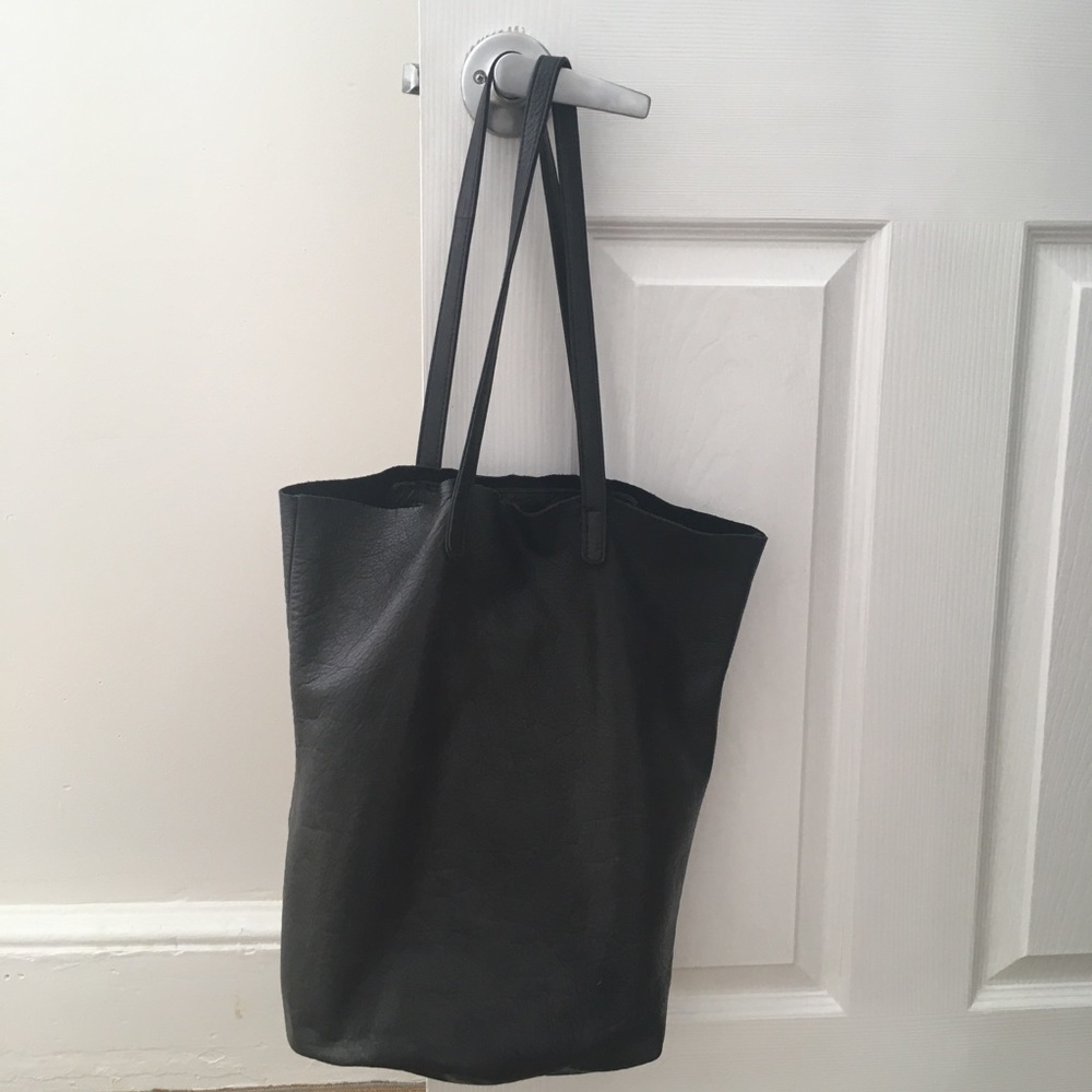 Baggu leather bag